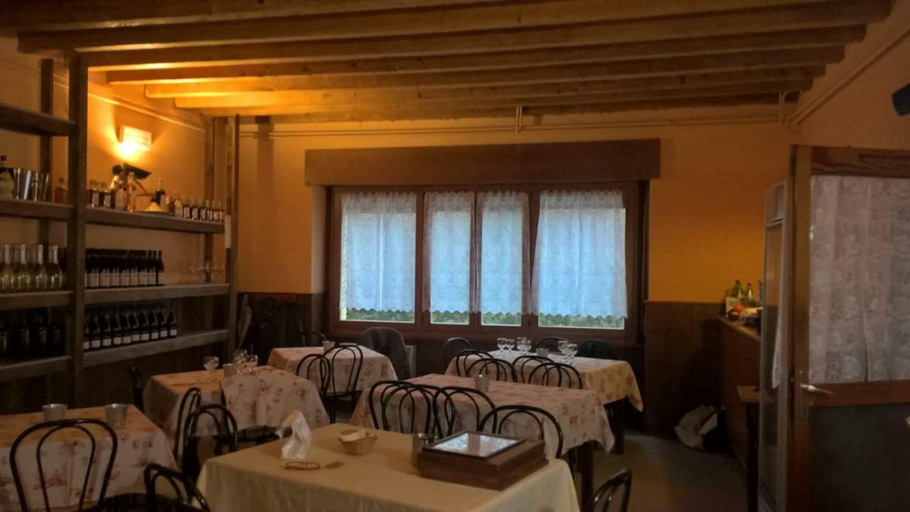 Capanna C.A.O. Hotel Brunate Exterior photo